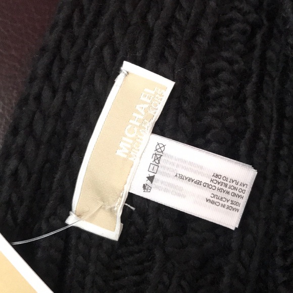 Michael Kors Scarf size  64x10 inches NWT in black - Picture 3 of 6